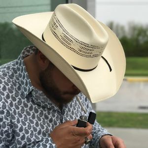 Meet your Posher, Ahmet